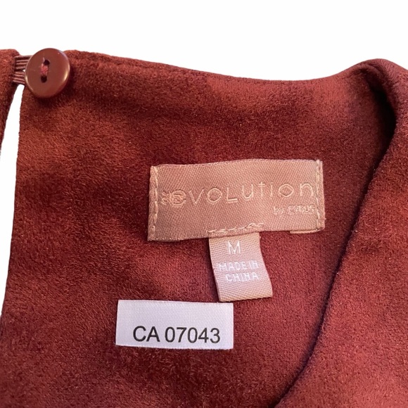 Evolution Rust Color Faux Suede Sleeveless Top/Ruffle-Back Keyhole-Medium NWT - Picture 7 of 10